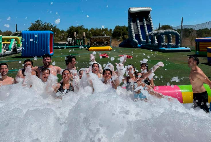 Tarifas Actividades con Espuma en Mallorca | Precios para disfrutar de la diversión refrescante. Extreme Sports Jet Skiing